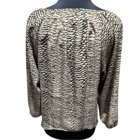 KENAR Beige & Black Abstract Print Blouse | Size M | High-Low Hem | Elastic Cuff - Picture 2 of 5